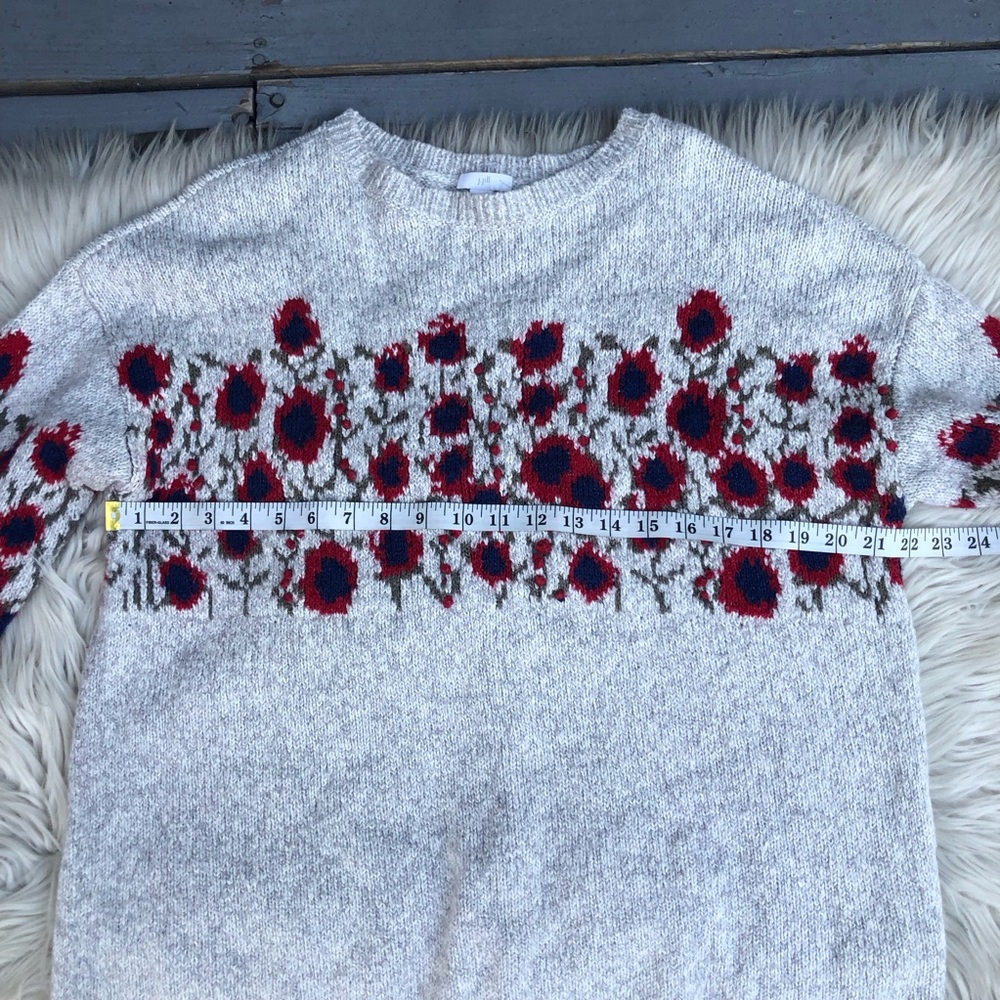J Jill Pom Pom Embroidery Floral Cozy Crew Neck Cream Beige Red Sweater size M - Picture 9 of 11